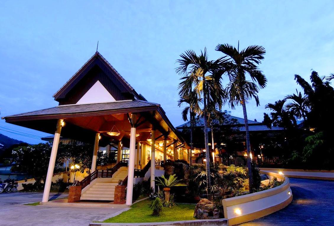 Thara Patong Beach Resort & Spa Zewnętrze zdjęcie
