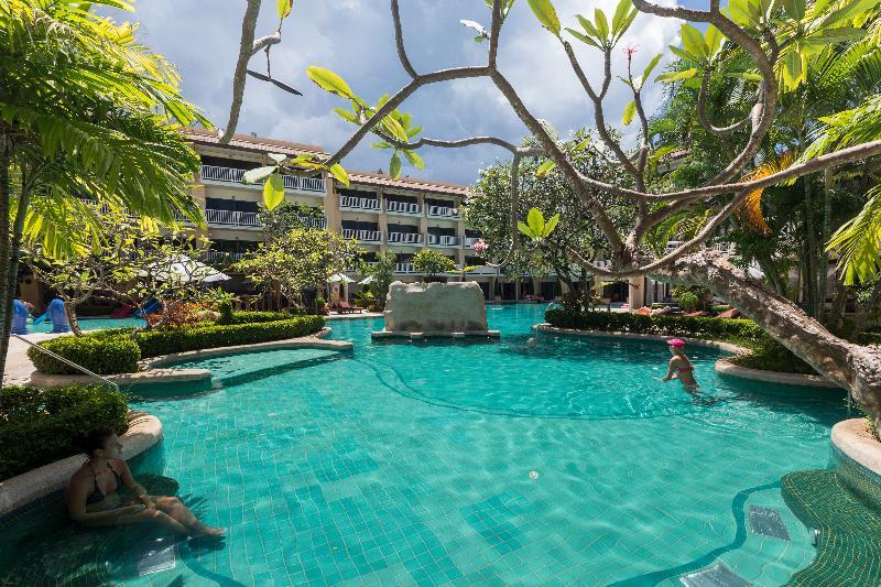 Thara Patong Beach Resort & Spa Zewnętrze zdjęcie