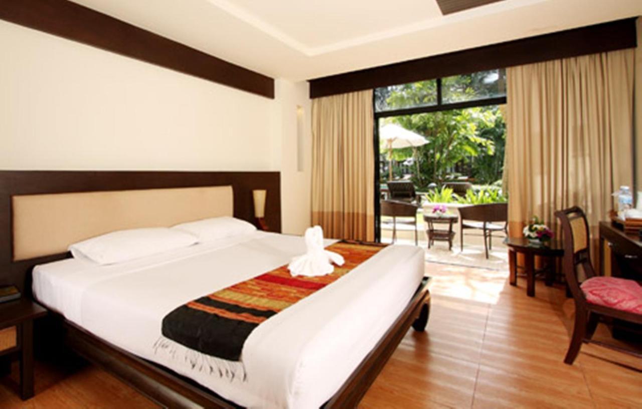 Thara Patong Beach Resort & Spa Pokój zdjęcie