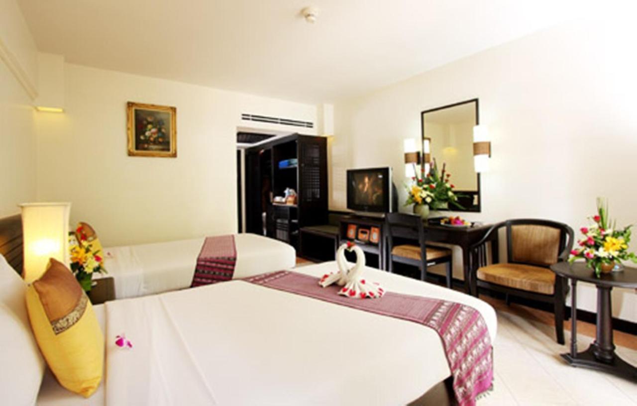 Thara Patong Beach Resort & Spa Pokój zdjęcie
