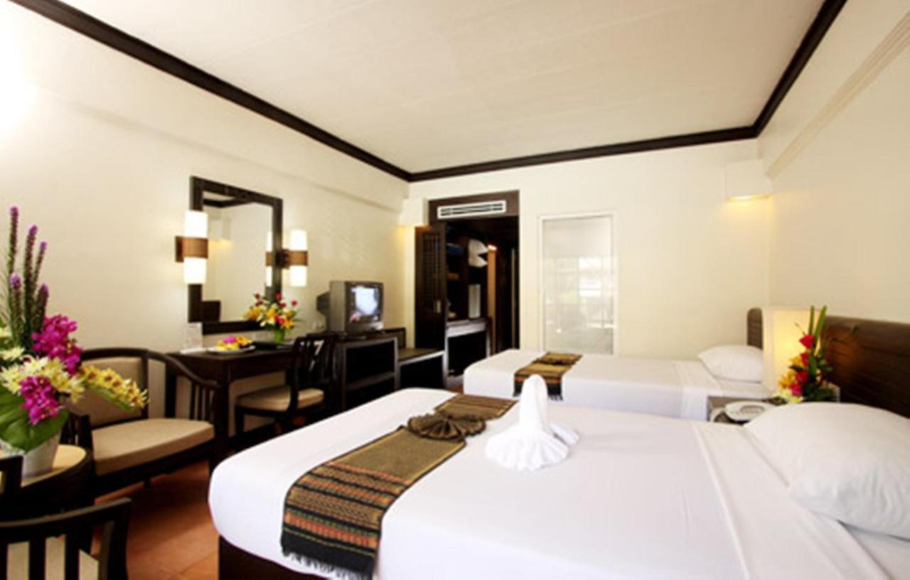Thara Patong Beach Resort & Spa Pokój zdjęcie